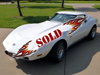 1975 Chevrolet Corvette Left front