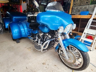 Right front 2006 Yamaha Trike